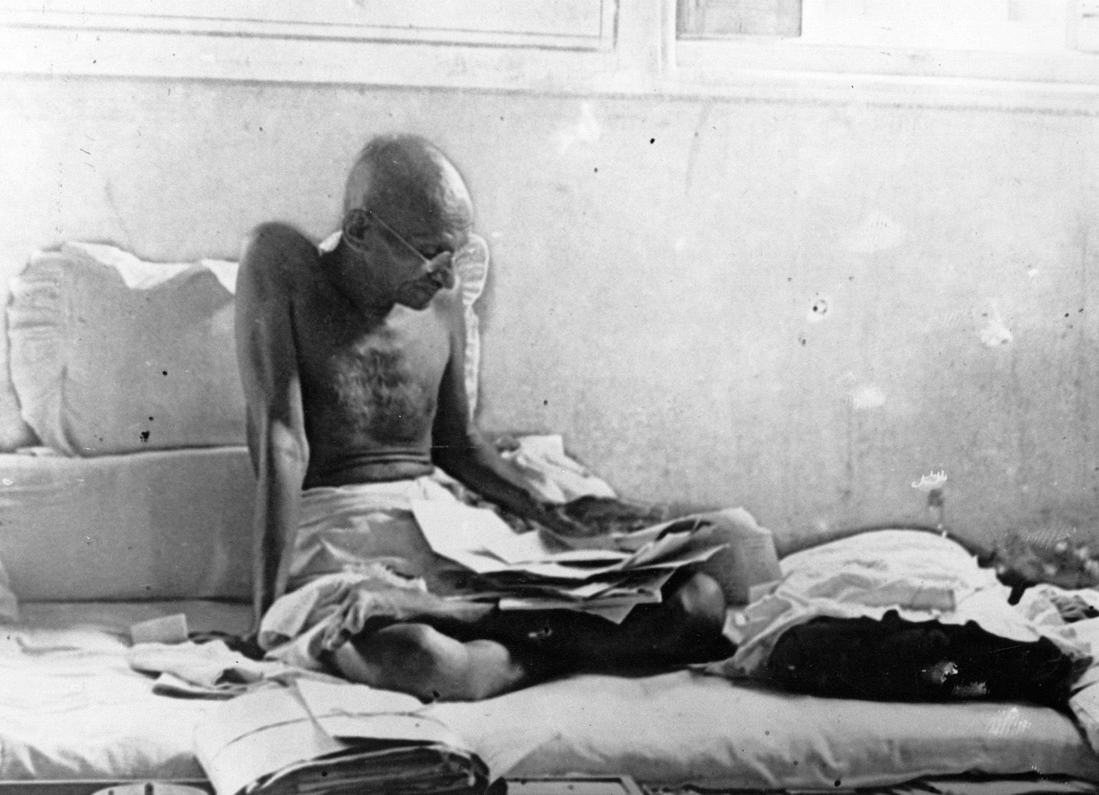 LIFE-GANDHI-SS-14-GET